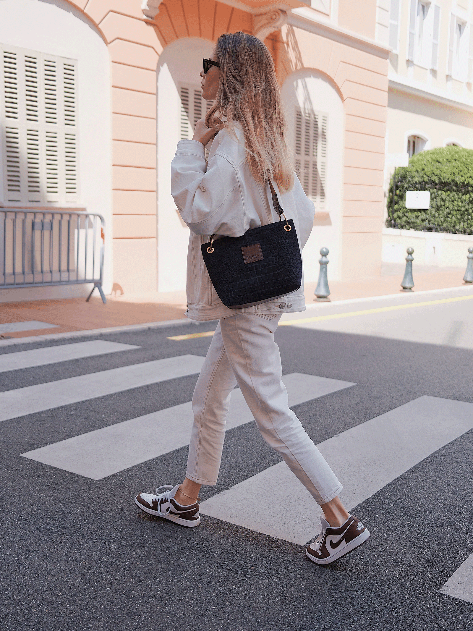 SANDRA BUCKET BAG • MINI • NAVY CROCO SUEDE