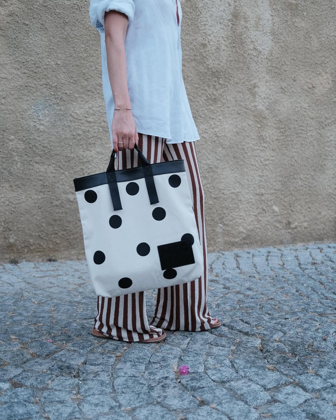 Alexa Shopper Bag • Dot Dot White