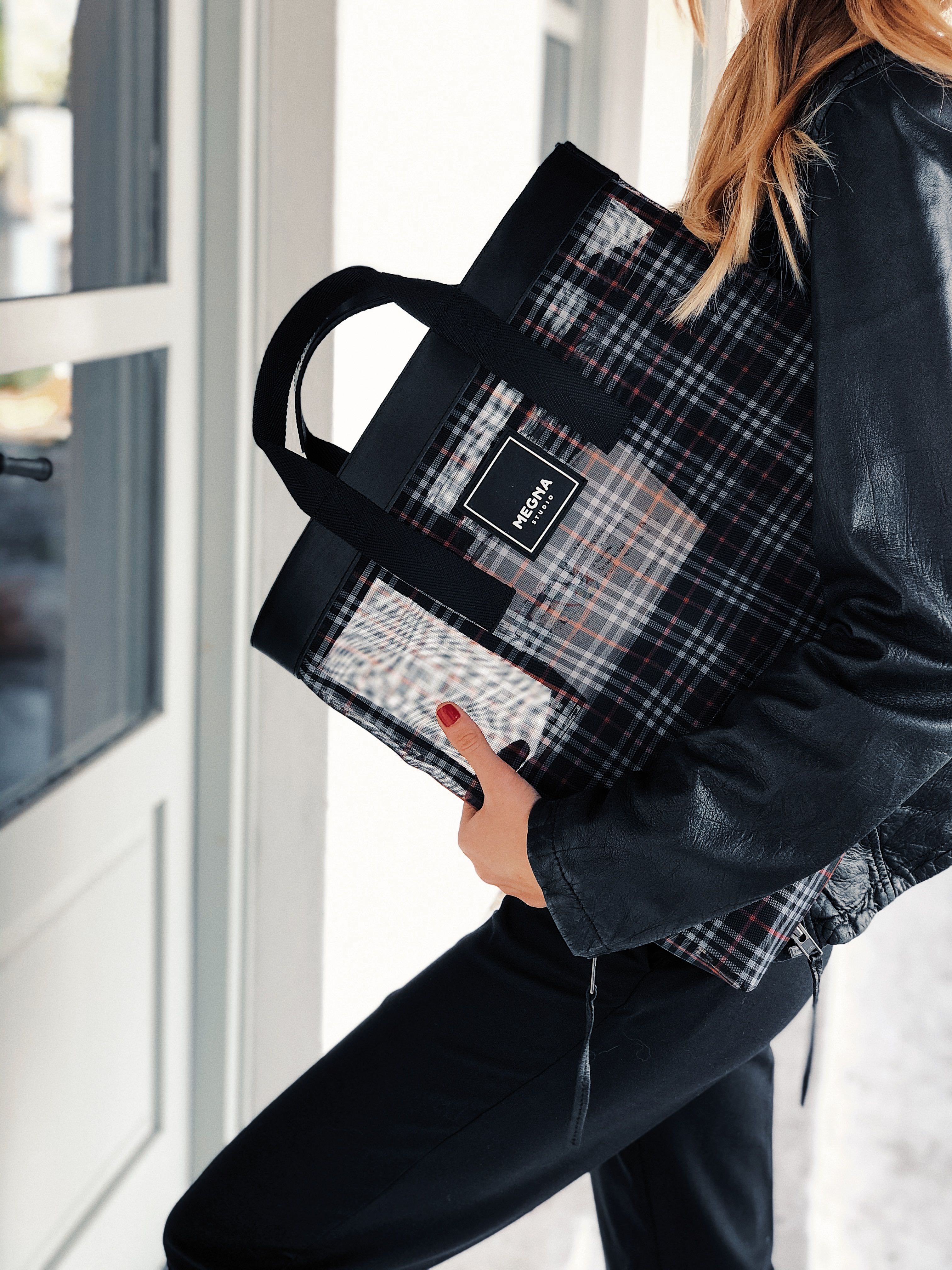 Alexa Shopper Bag • Plaid