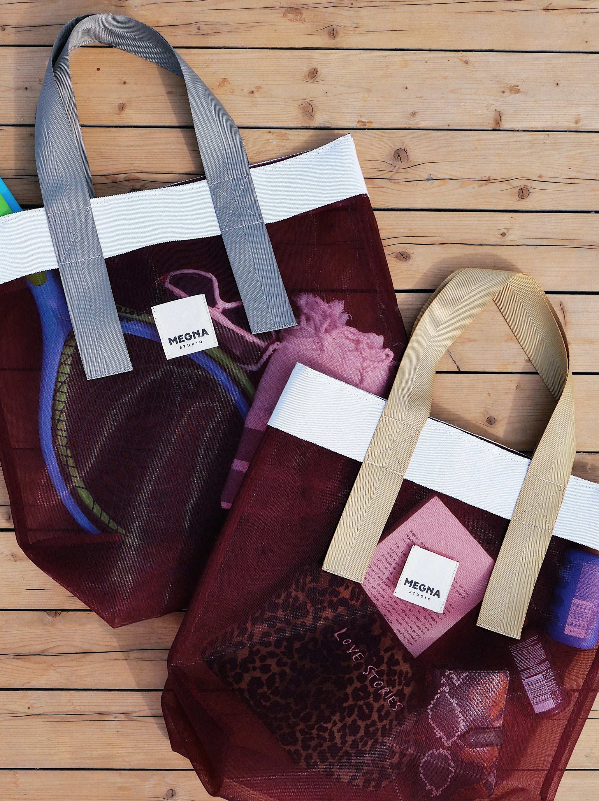 Grace Beach Bag • Vertical • White on Cherry