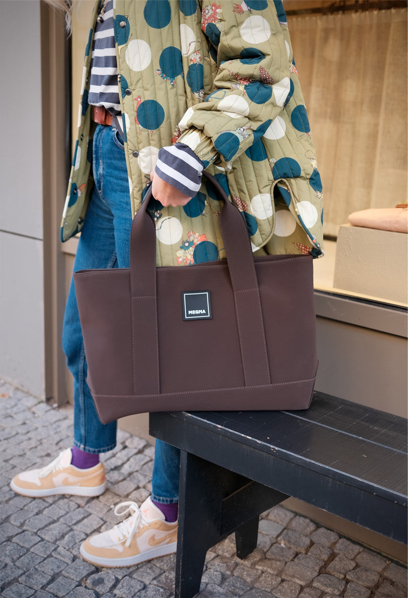 Medium Cora Shoulder Bag • Matte Brown